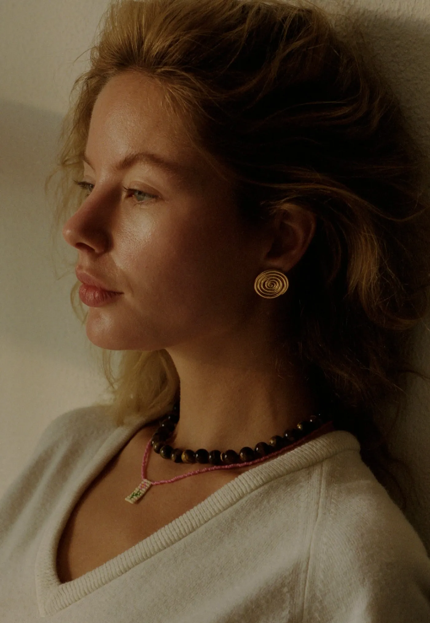 a_rose_is_a_rose_necklace_1.webp Outlet A Rose is a Rose Necklace - Petal Pink Women Jewellery | Jewellery
