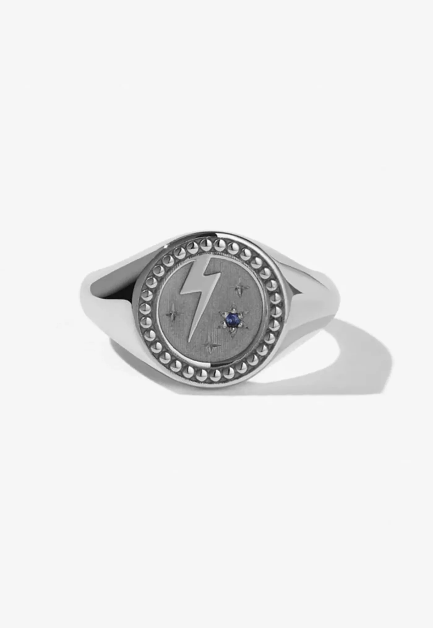 amulet_strength_signet_0.webp Hot Amulet Strength Signet Women Jewellery | Jewellery
