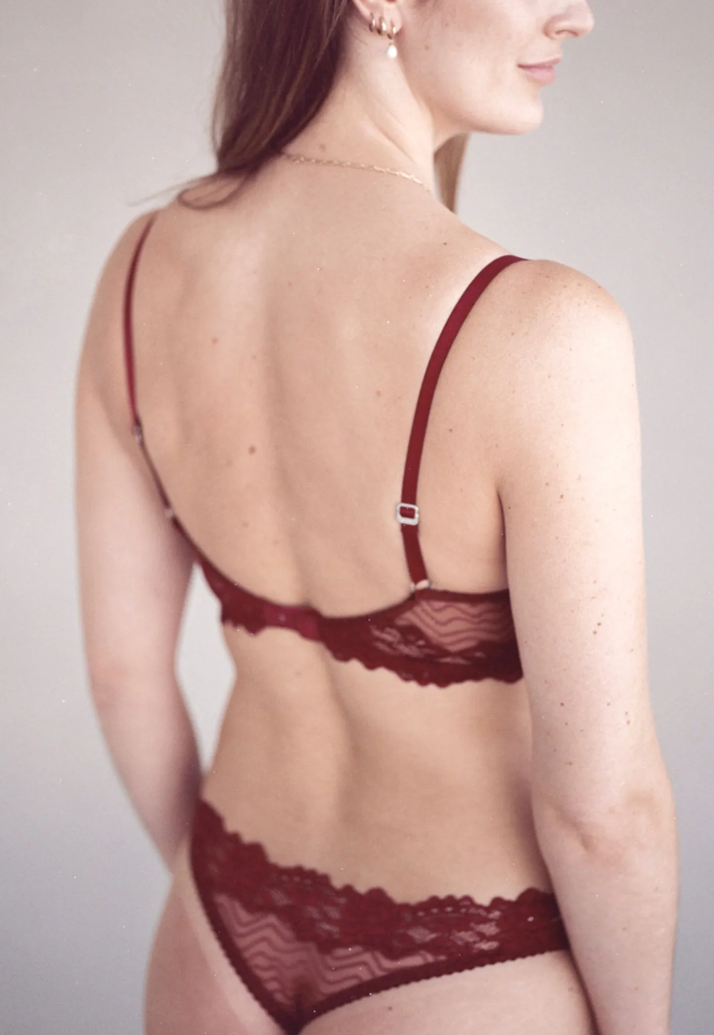 bonnie_underwire_bra__rub_3.webp New Bonnie Underwire Bra - Ruby Women Lingerie