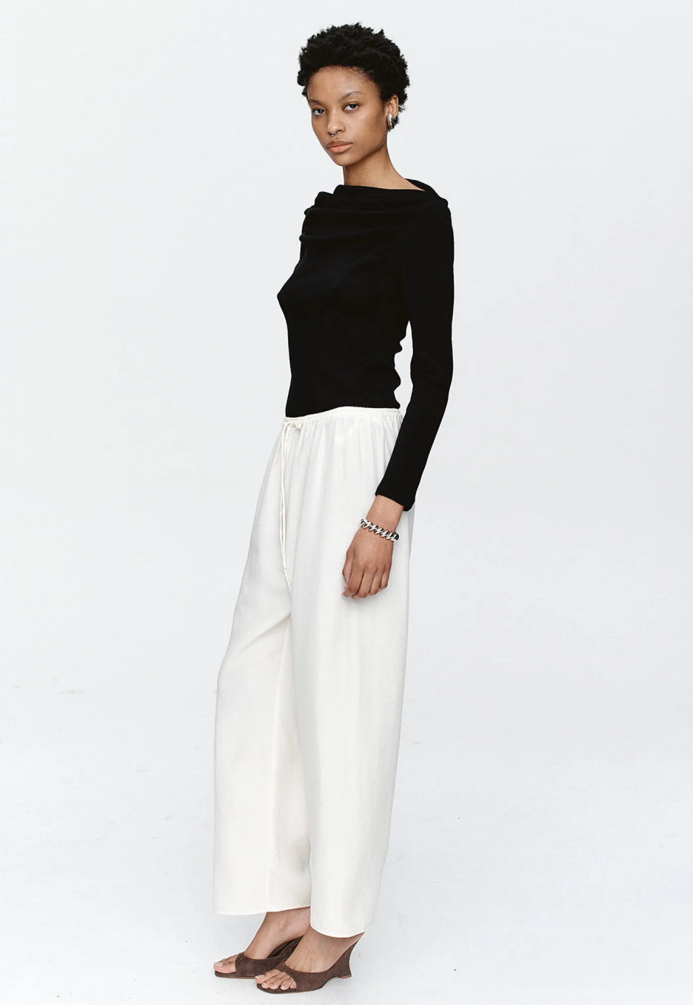 bryn_top__black_1.webp New Bryn Top - Black Women Tops & Tees
