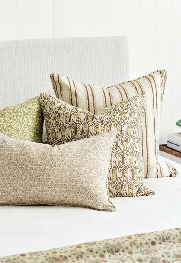 Online Carezza Shell Linen Cushion 50x50cm Cushions & Throws