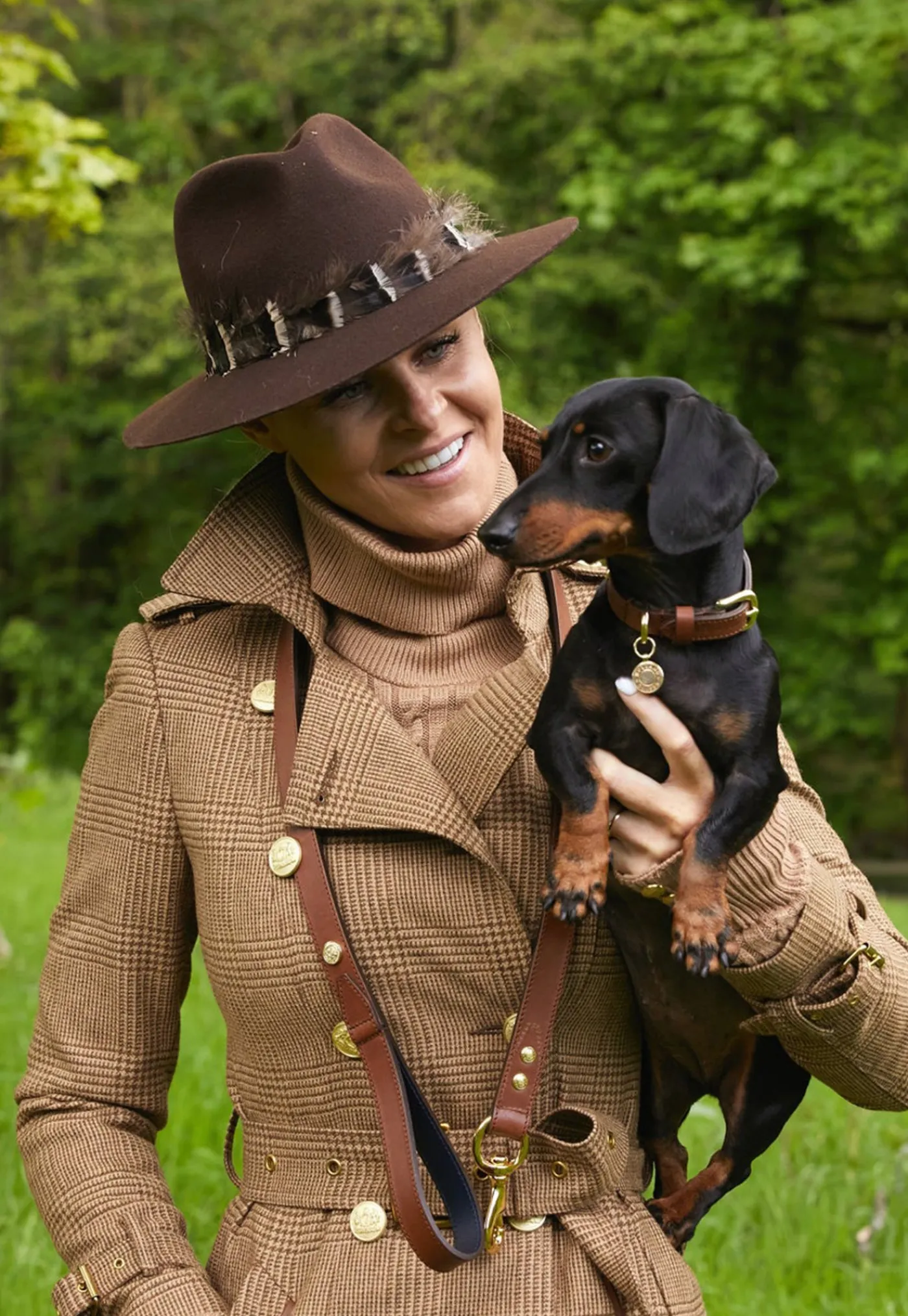 classic_dog_lead__chestnu_1.webp Hot Classic Dog Lead - Chestnut Pets
