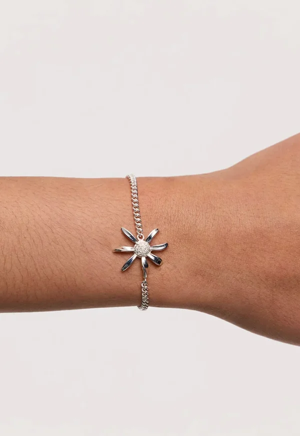 New Daisy Charm Bracelet Women Jewellery | Jewellery