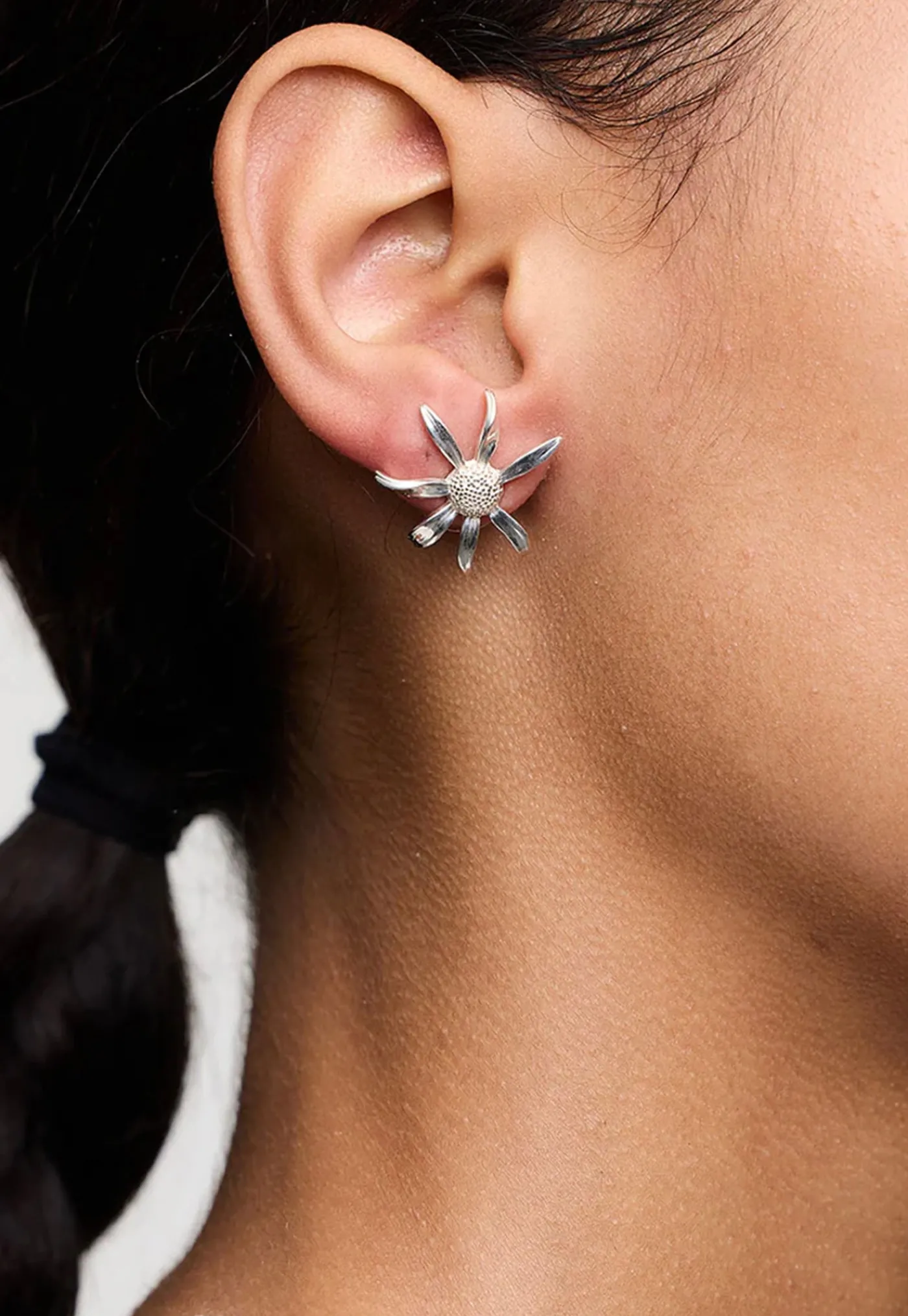daisy_earrings_medium_2.webp Sale Daisy Earrings Medium Women Jewellery | Jewellery