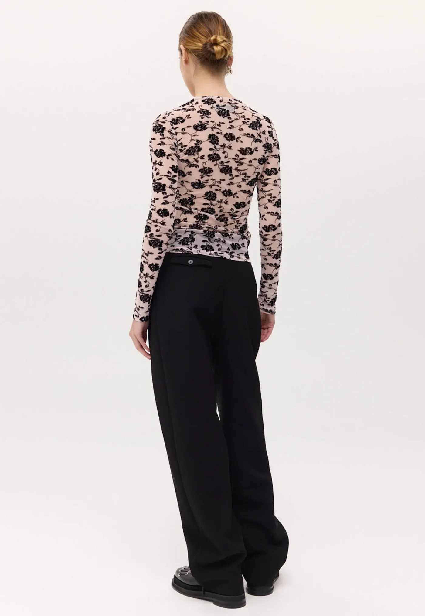 darvos_top__powder__black_1.webp Outlet Darvos Top - Powder & Black Women Tops & Tees