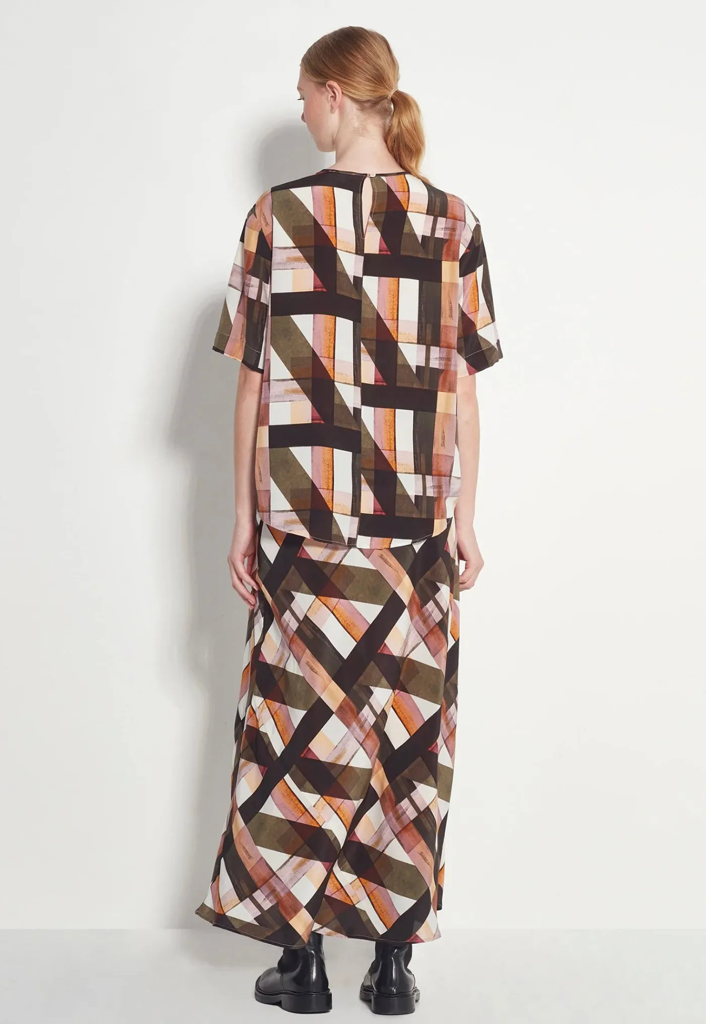 drape_t__painterly_4.webp Online Drape T - Painterly Women Tops & Tees