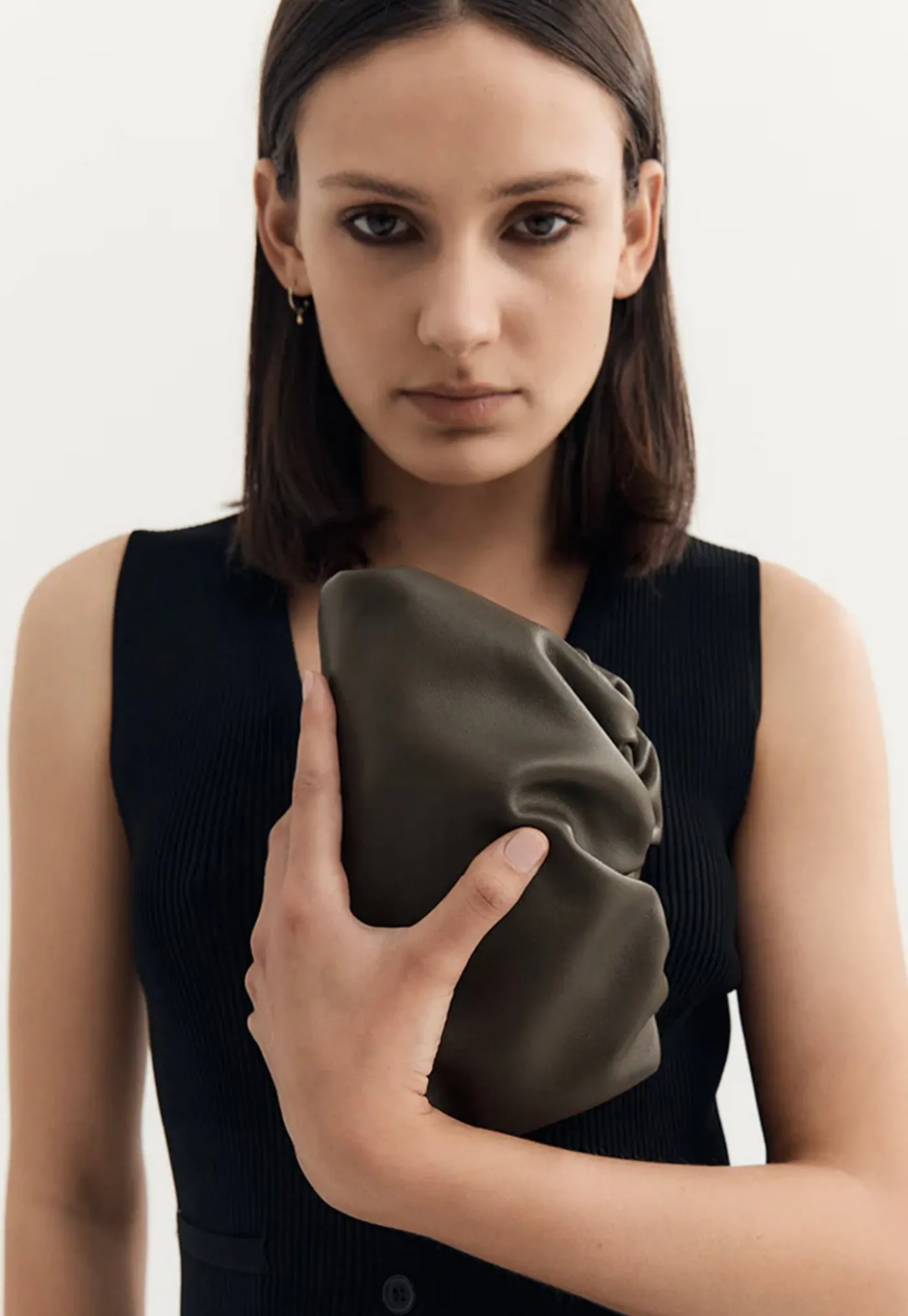 dumpling_bag__army_5.webp Outlet Dumpling Bag - Army Women Bags | Bags
