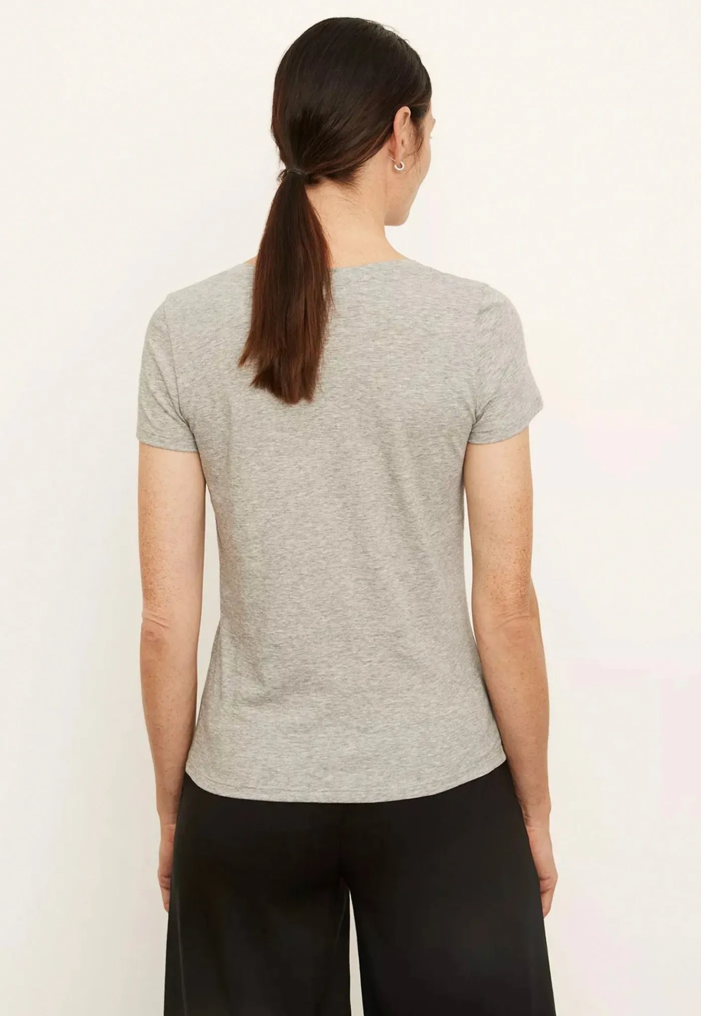 essential_vneck__grey_3.webp Online Essential V-Neck - Grey Women Tops & Tees