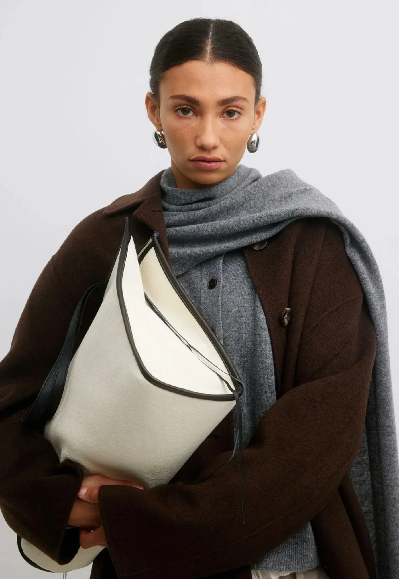 farrah_scarf__gray_1.webp Hot Farrah Scarf - Gray Women Scarves | Scarves