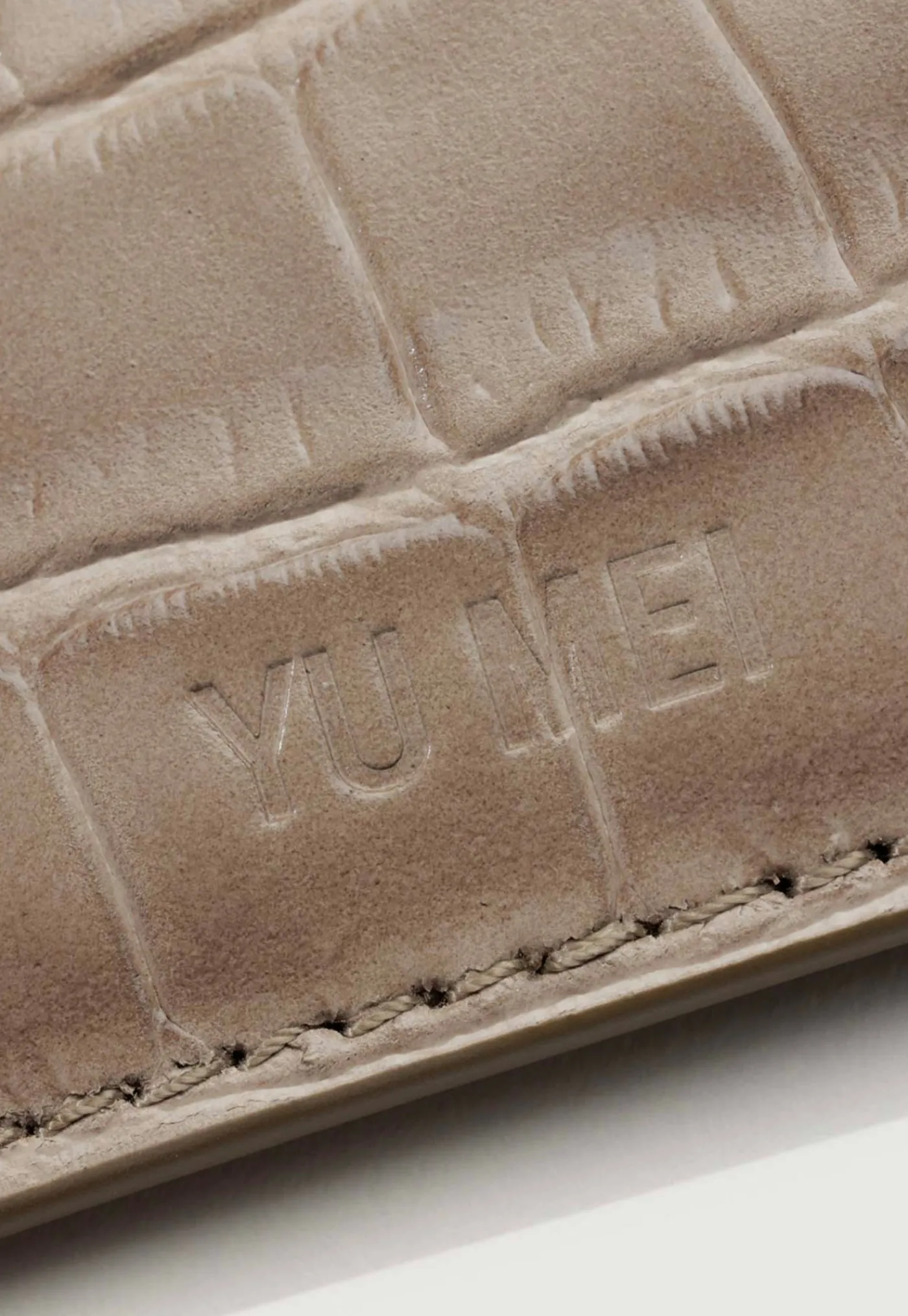 frank_cardholder__dune_cr_1.webp Sale Frank Cardholder - Dune Croc Women Wallets & Card Files | Bags