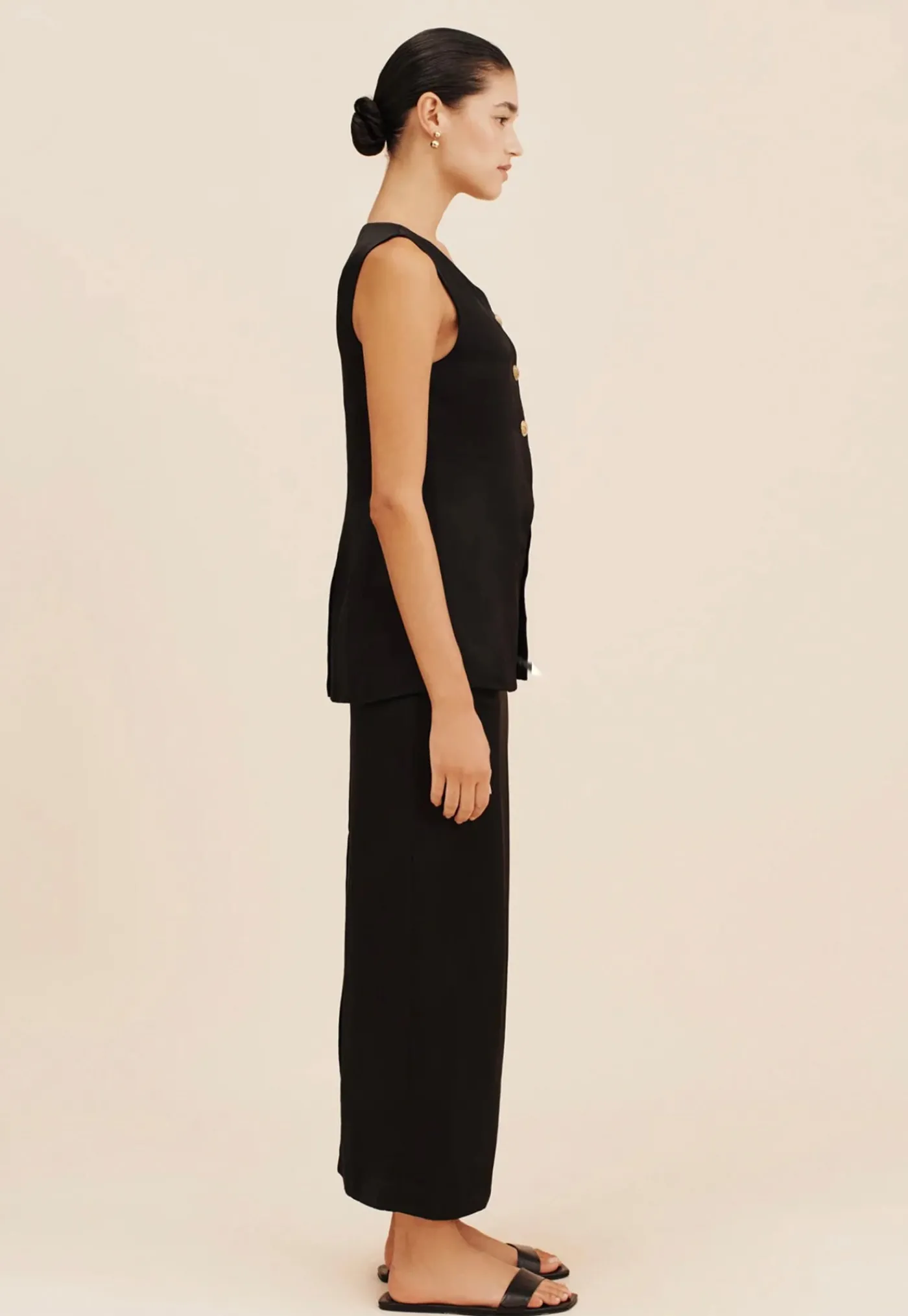 gigi_pencil_skirt__black_3.webp Fashion Gigi Pencil Skirt - Black Women Skirts