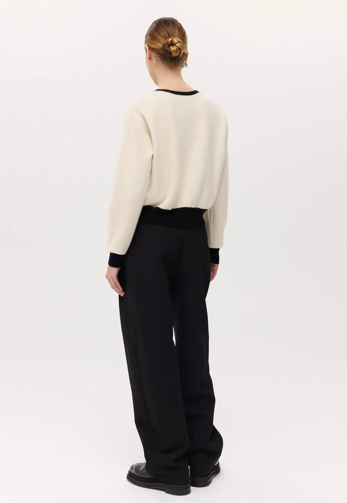 hoppen_cardigan__cream__b_1.webp Online Hoppen Cardigan - Cream & Black Women Knitwear