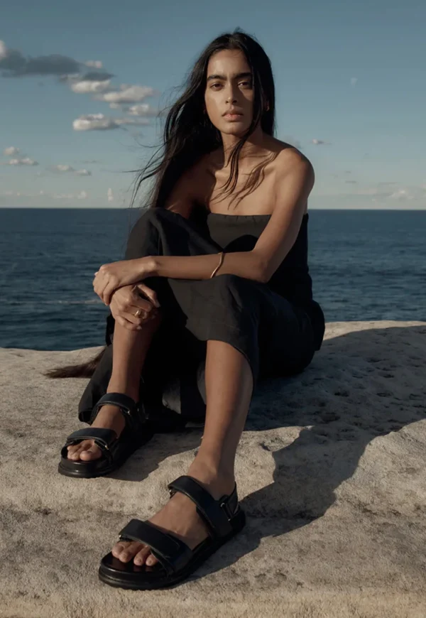 Online Isla Sandal - Black Women Footwear | Slides & Sandals