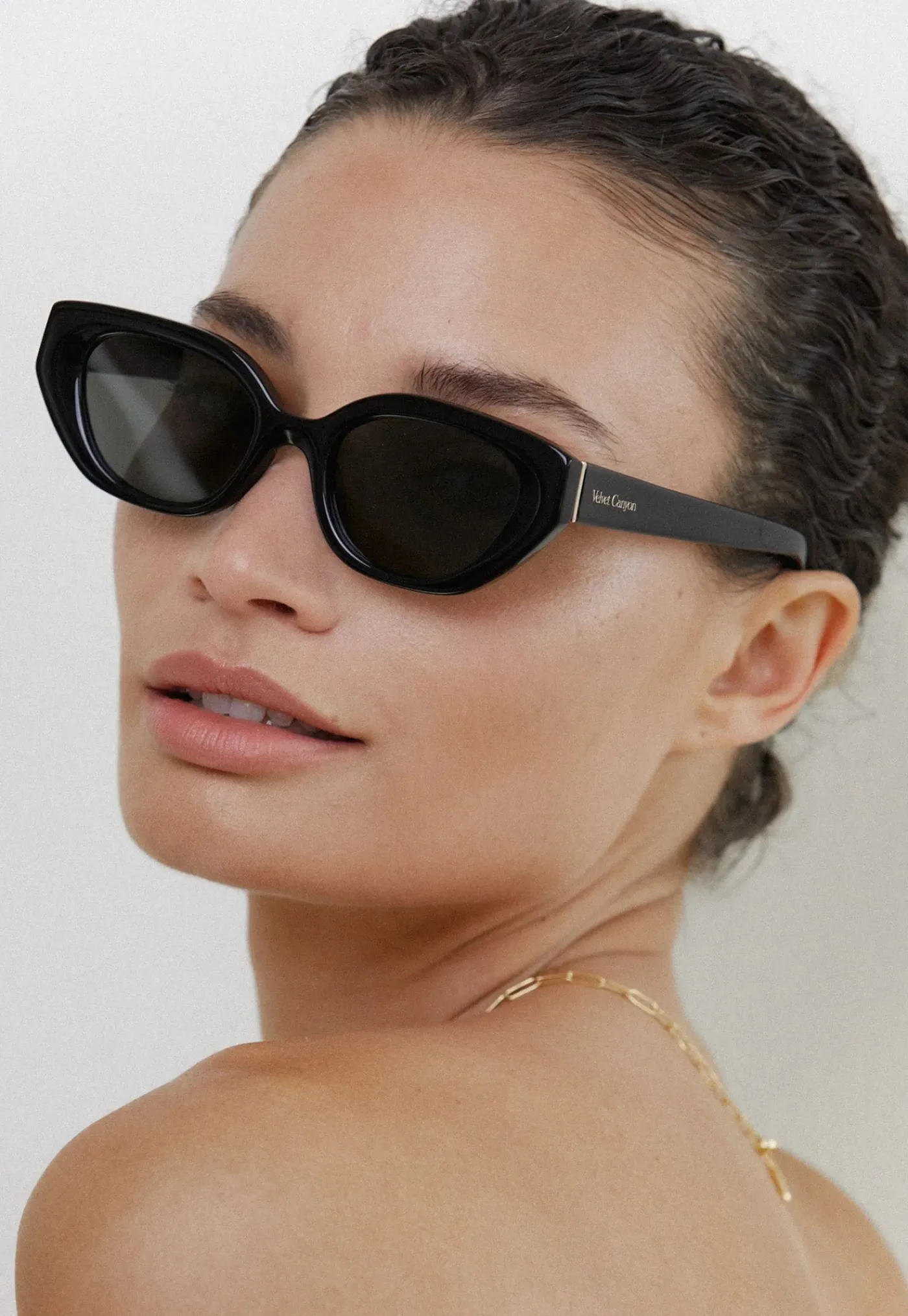 le_chat__black_3.webp Hot Le Chat - Black Women Sunglasses | Sunglasses