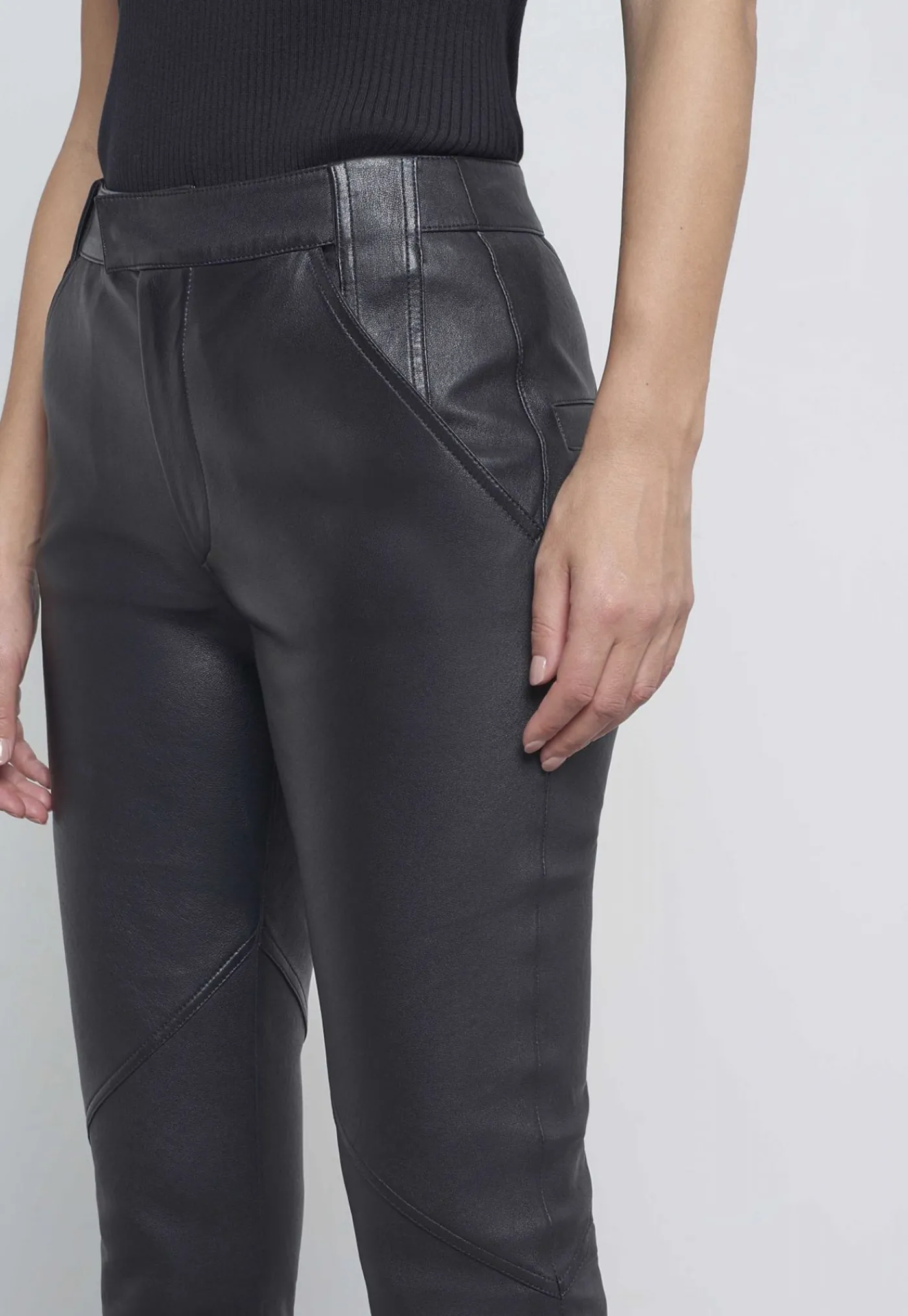 leather_pants__black_3.webp Fashion Leather Pants - Black Women Pants