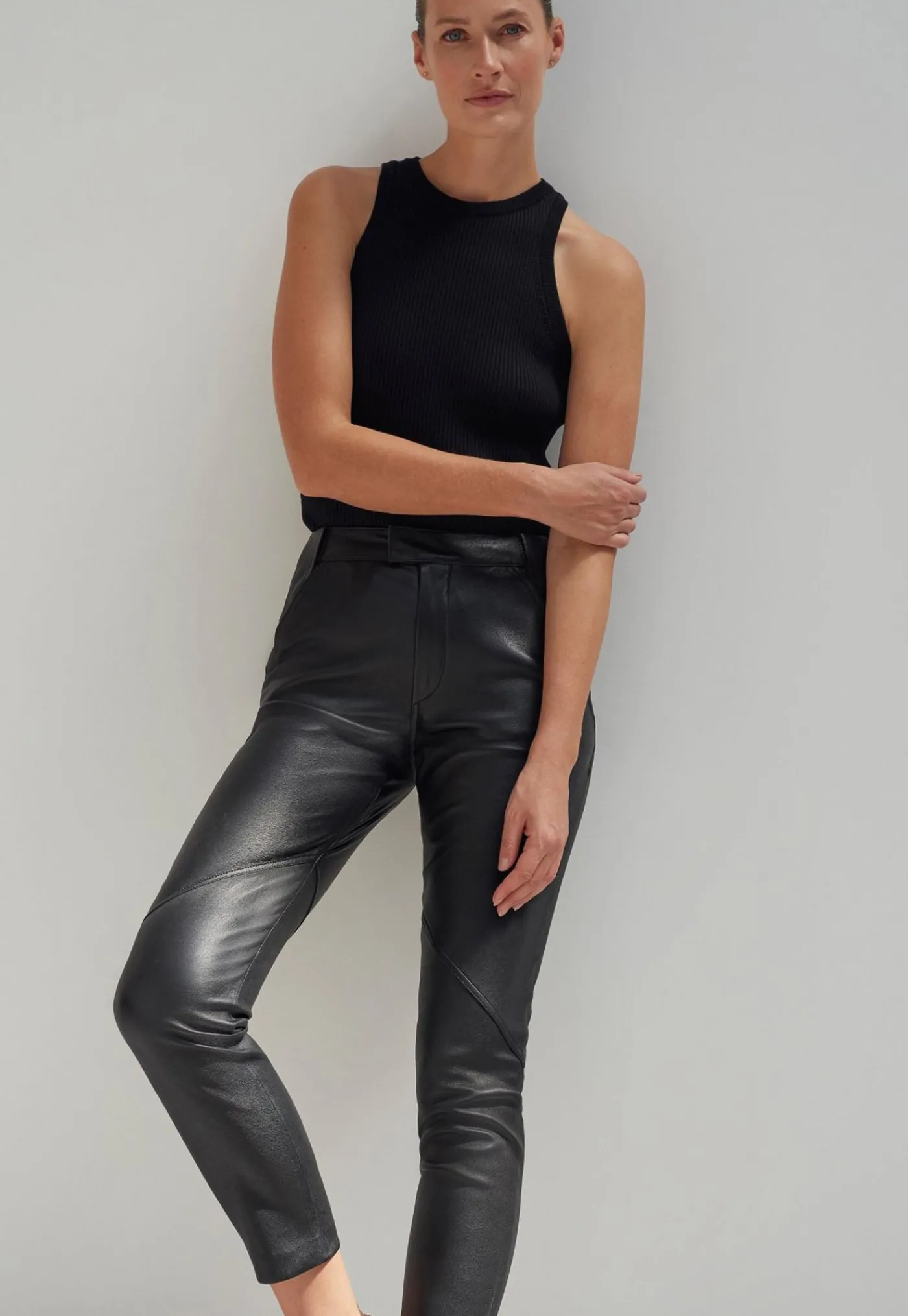 leather_pants__black_7.webp Fashion Leather Pants - Black Women Pants