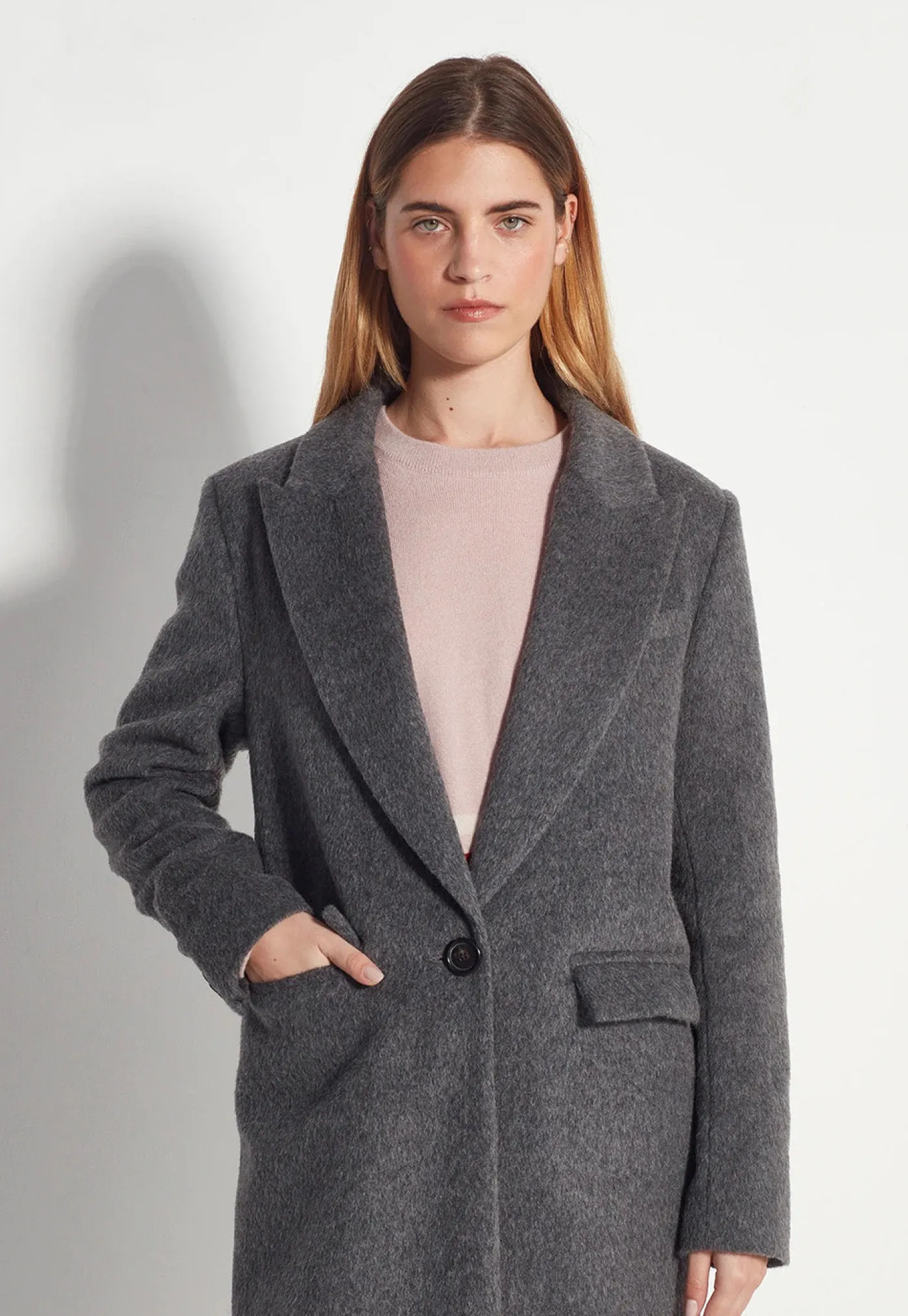 mantelle_coat__grey_fur_1.webp Discount Mantelle Coat - Grey fur Women Coats