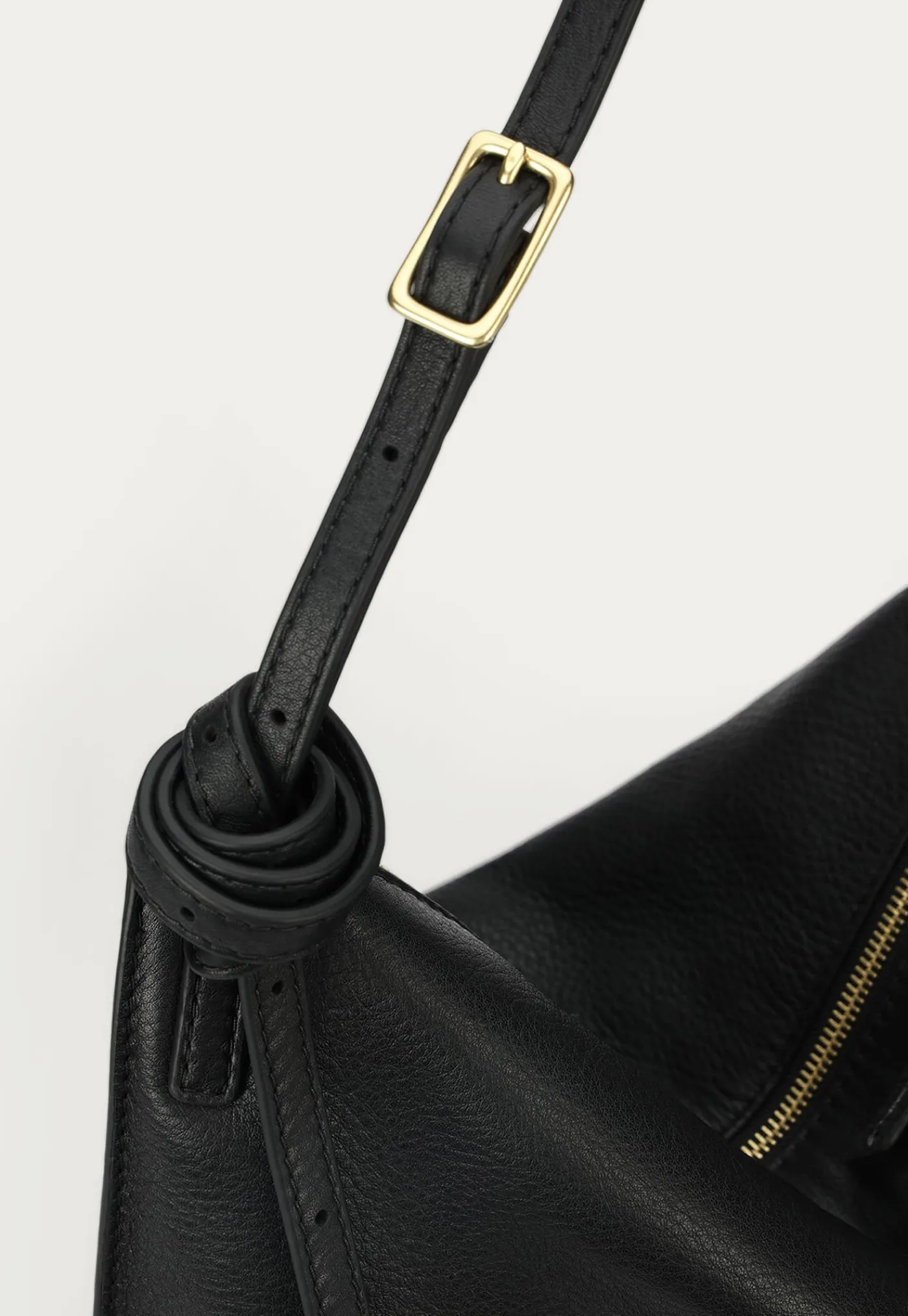mr_chopalopagus__black_4.webp Outlet Mr Chopalopagus - Black Women Bags | Bags