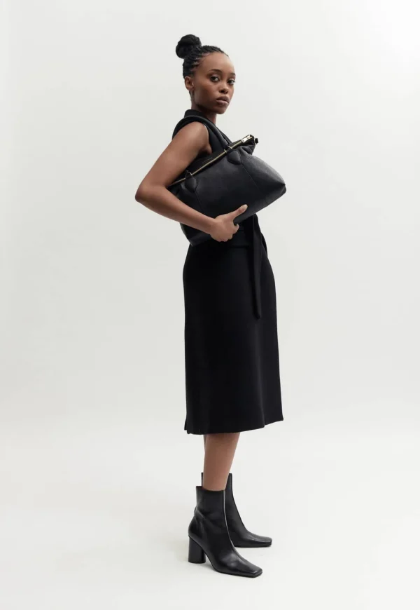 New Mr Robin - Black Women Bags | Bags