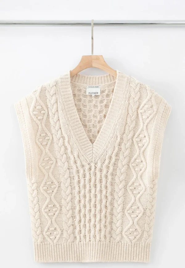 Best N.105 Cable Cashmere Vest - Shell Women Knitwear