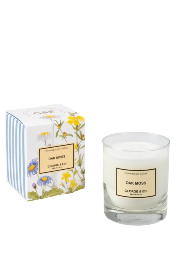 Hot Oak Moss Perfumed Soy Candle Candles