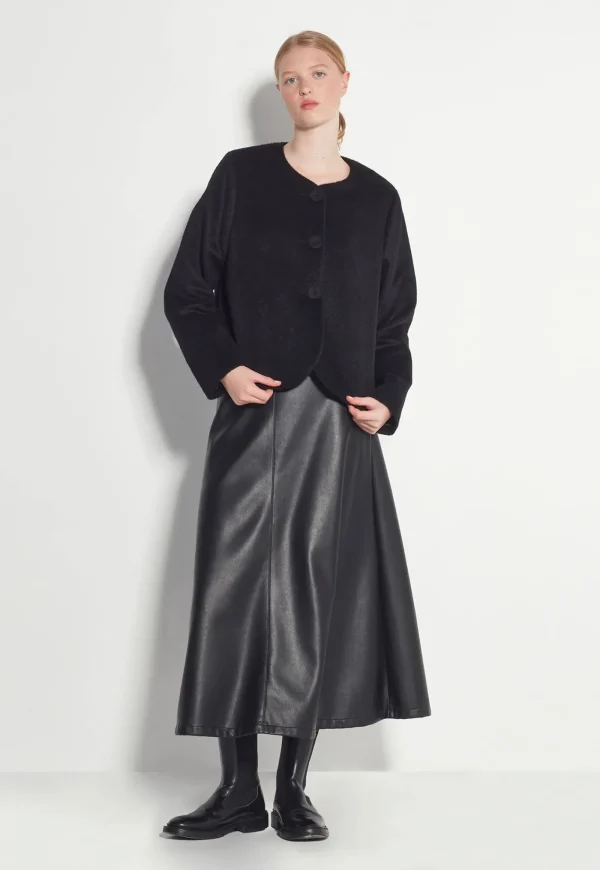 New Pipi Skirt - Black Women Skirts