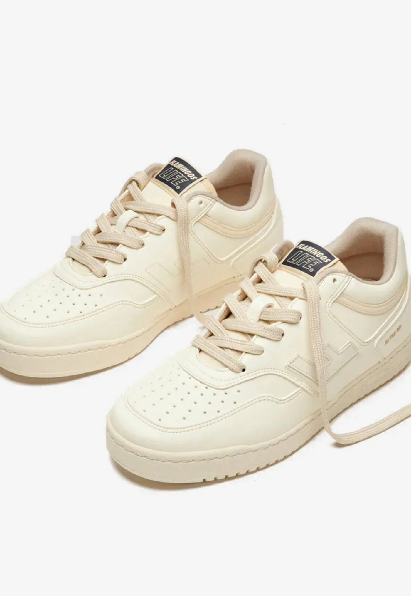 retro_s_sneaker__all_pear_1.webp Fashion Retro 90s Sneaker - All Pearl Women Footwear | Sneakers