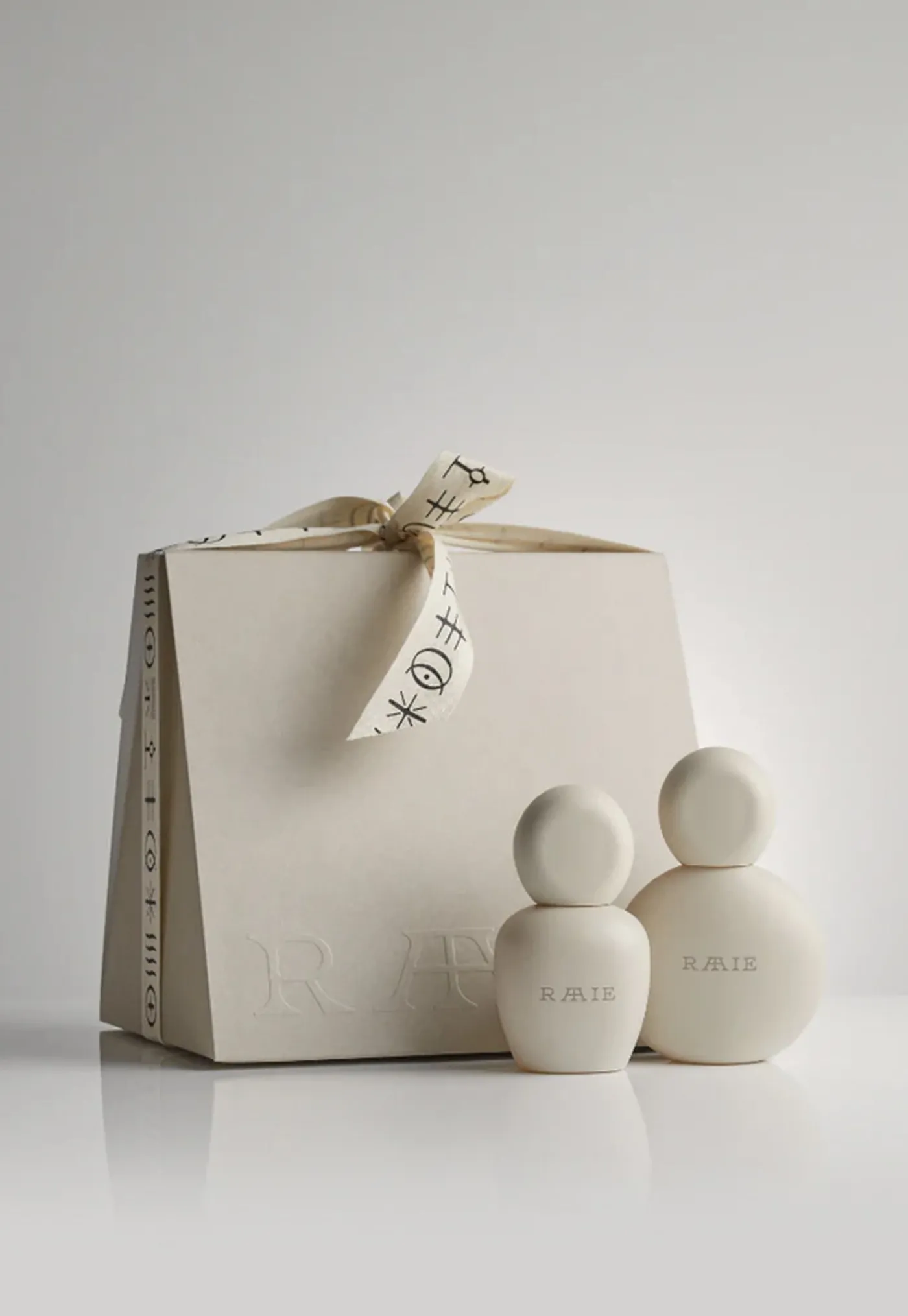 solar_radiance_duo_1.webp Clearance Solar Radiance Duo Women Skincare