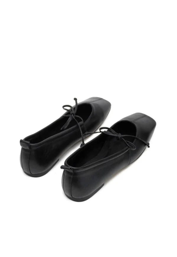 Hot Square Toe Flat - Black Women Footwear | Flats