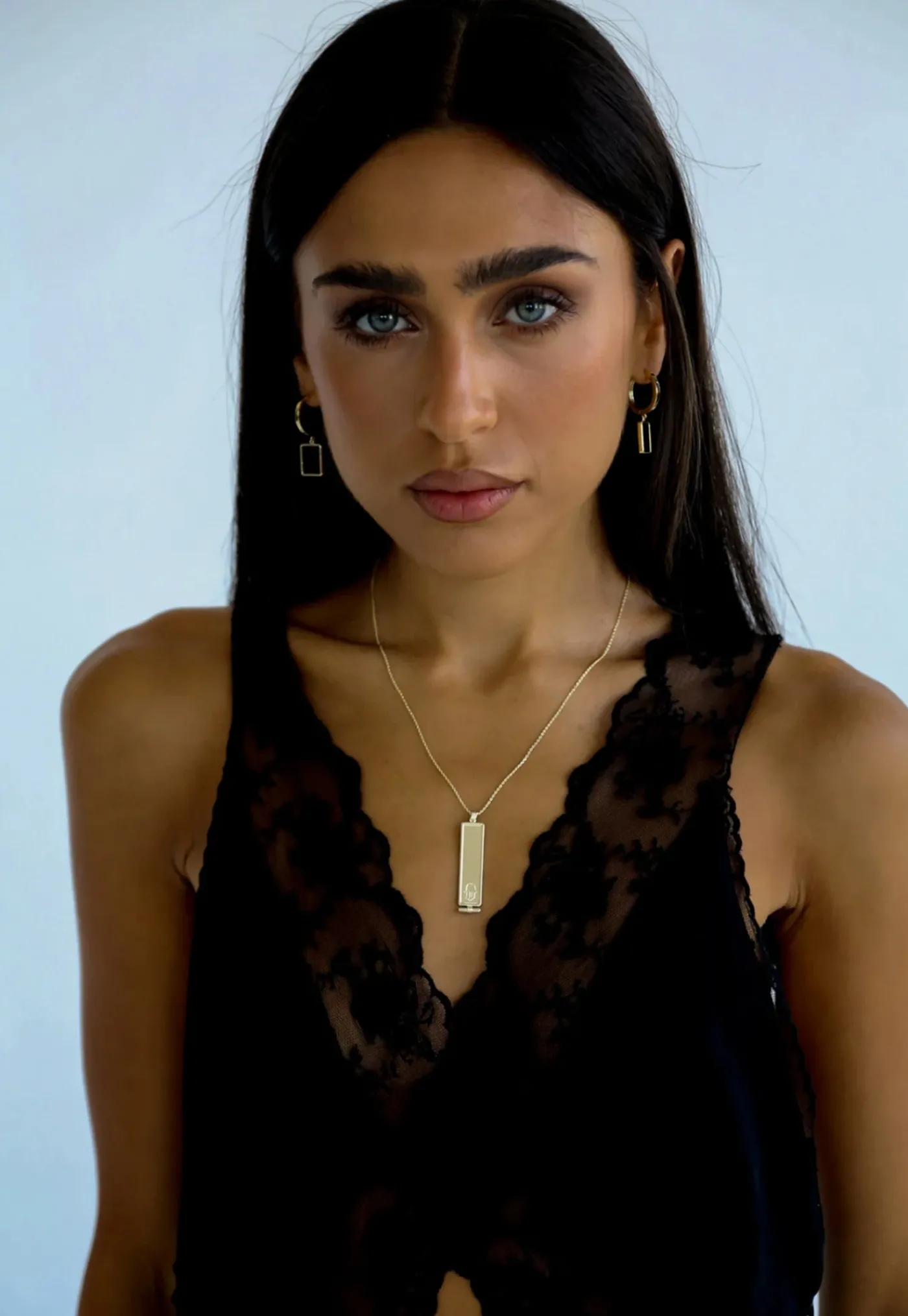 the_hamsa_necklace_2.webp Hot The Hamsa Necklace Women Jewellery | Jewellery