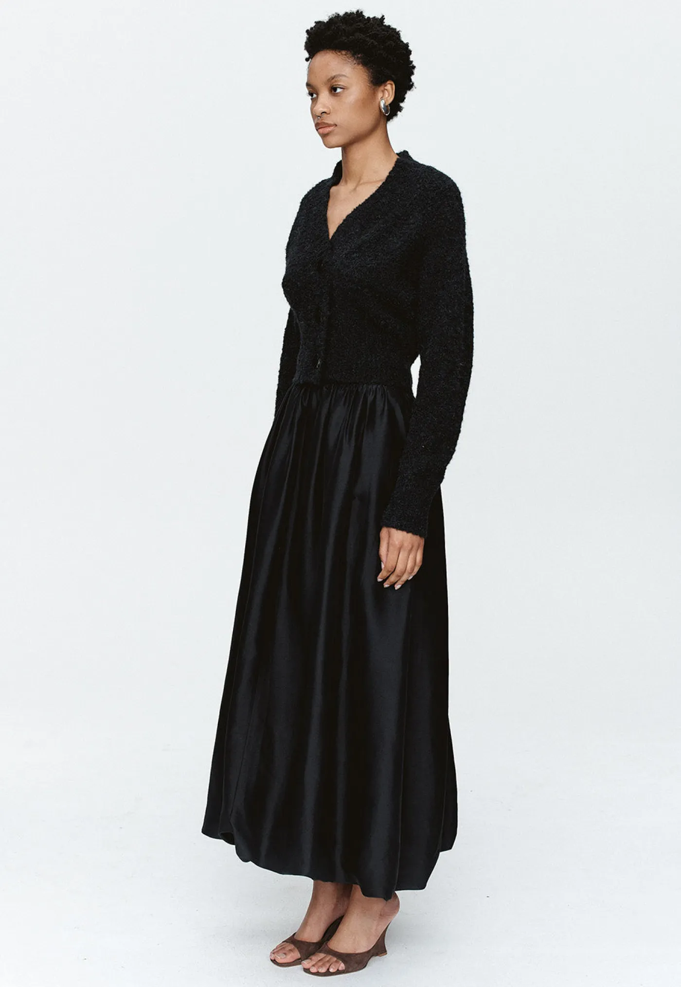 tulip_cardigan__black_2.webp Outlet Tulip Cardigan - Black Women Knitwear