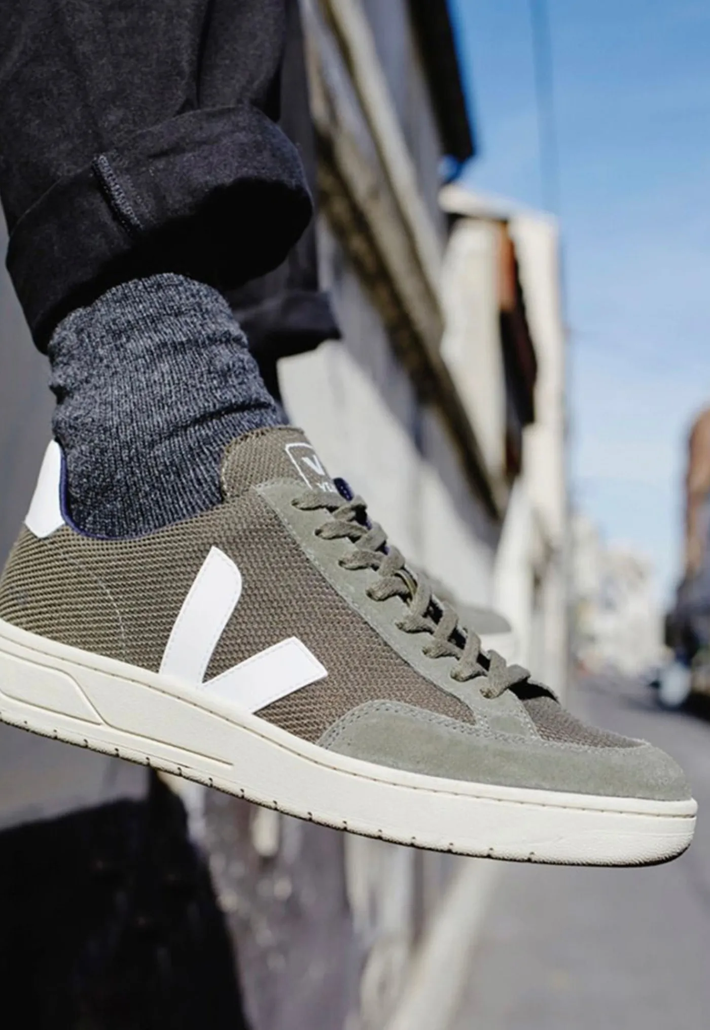 v_bmesh_olive_white_3.webp Outlet V-12 B-Mesh -Olive White Women Footwear | Sneakers