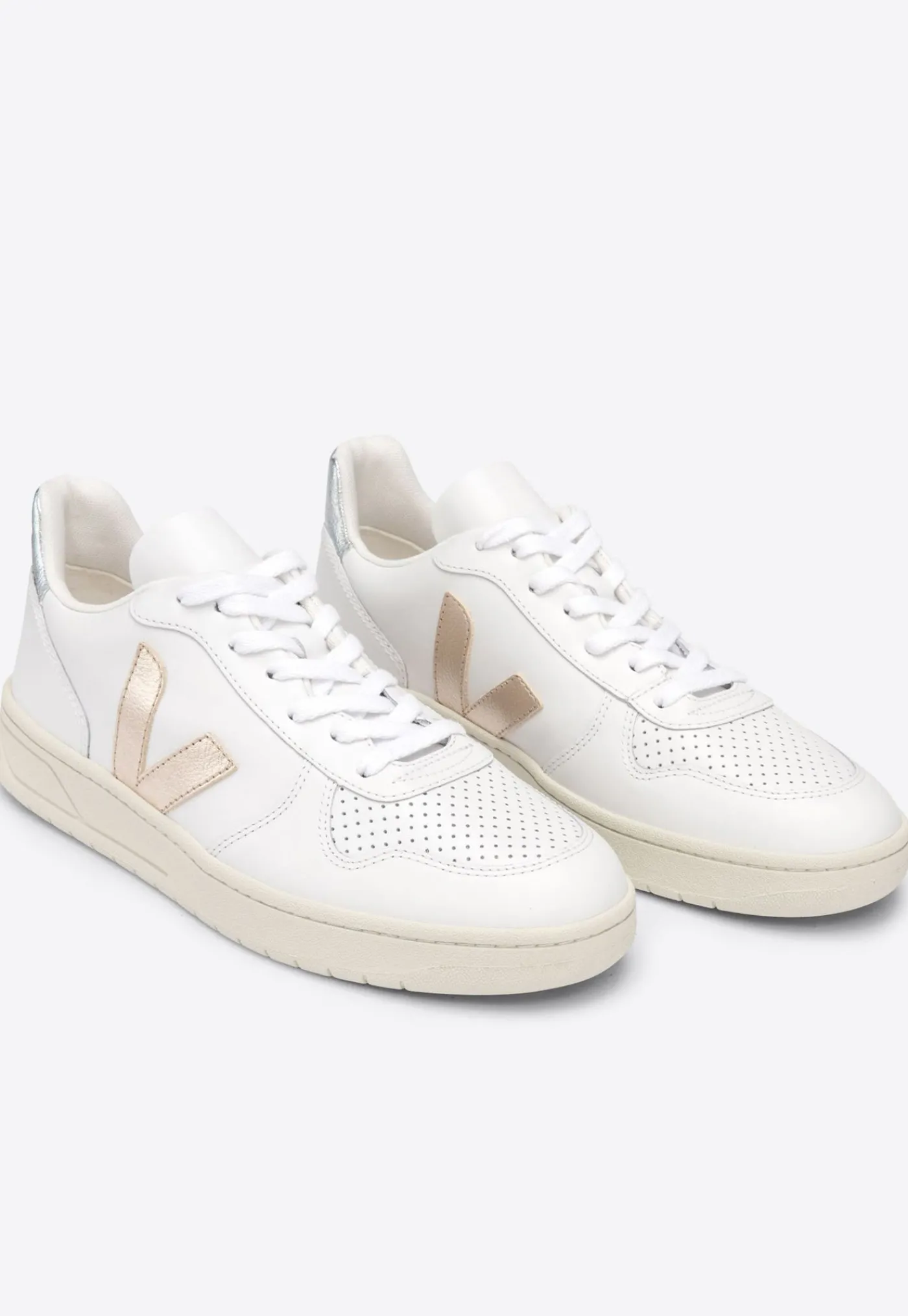 v_leather__extra_whitepla_0.webp Outlet V-10 Leather - Extra White/Platine/Silver Women Footwear | Sneakers